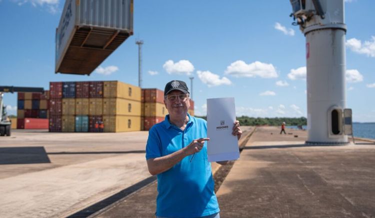 Passalacqua dispuso el llamado a licitación para la concesión del puerto de Posadas