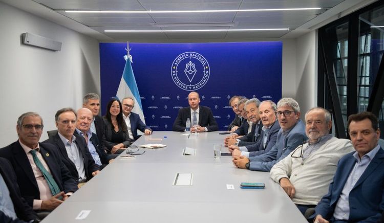 Avanza el proceso de licitacion de la Hidrovía. Se evaluaron las ofertas de la etapa 1.