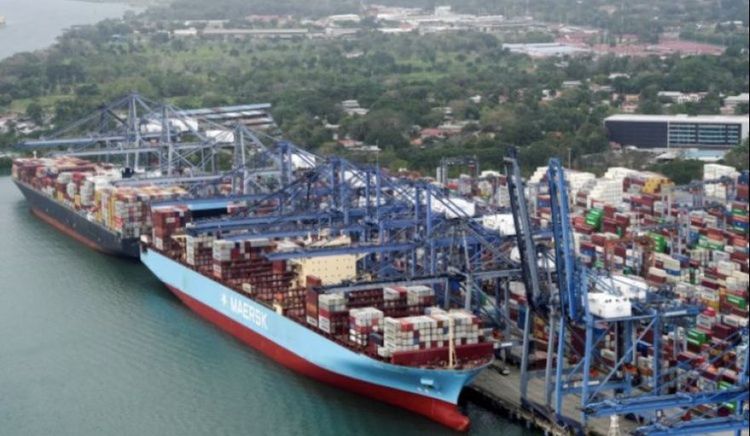 Panama Ports Company inició un arbitraje en Londres contra Maersk tras la toma de sus terminales portuarias en Panamá