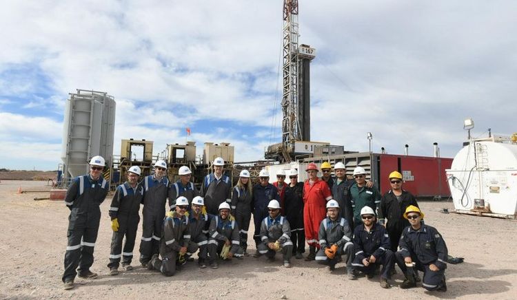 YPF recibió el certificado de Marca País en Vaca Muerta