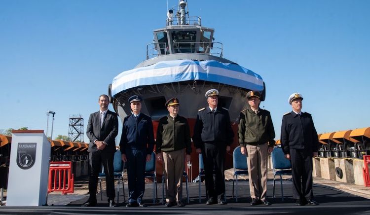 La Armada Argentina botó el remolcador ARA "Pampero" en Tandanor y prevé incorporarlo al servicio operativo en junio