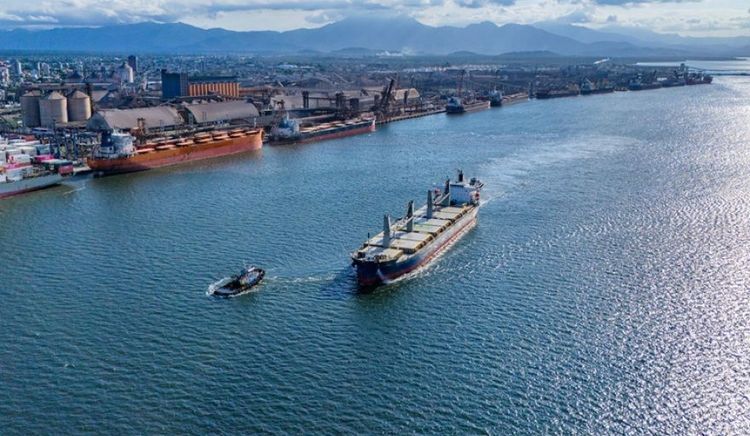 Los puertos brasileños sostuvieron el 95% de las exportaciones en un trimestre con superávit de USD 14.100 millones