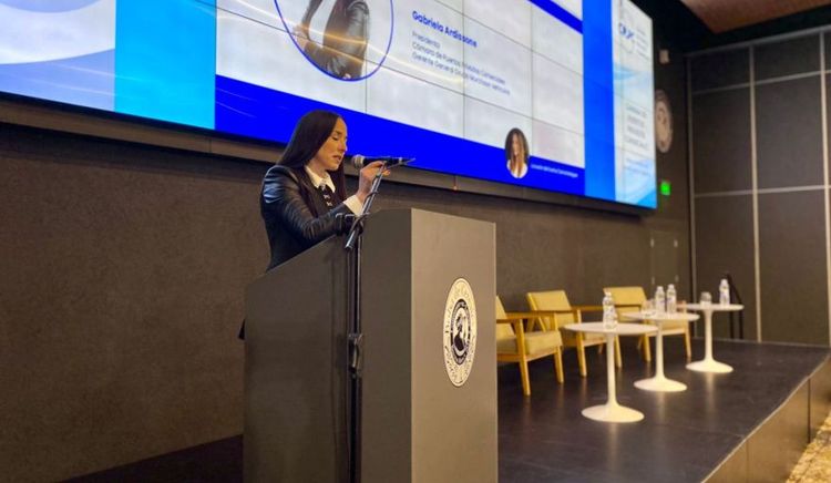 Puertos privados destacan su rol estratégico y piden reformas para mejorar la competitivida