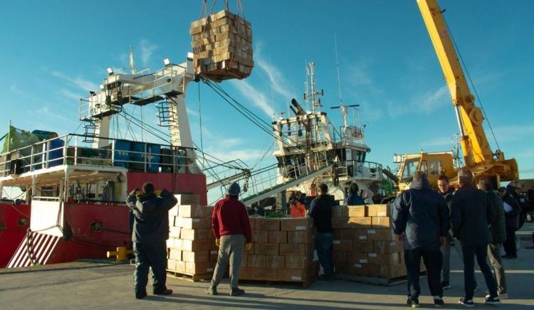Conarpesa inauguró cámaras frigoríficas en Puerto Rosales con capacidad para 2.000 toneladas