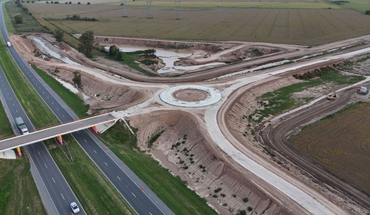 El desvío de tránsito pesado a los puertos de Timbúes alcanza el 90% de avance