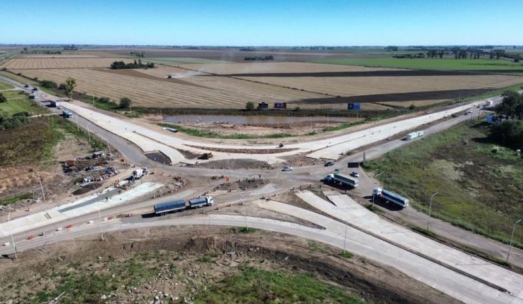 Santa Fe alcanzó el 80% de ejecución en la repavimentación de la Ruta 13