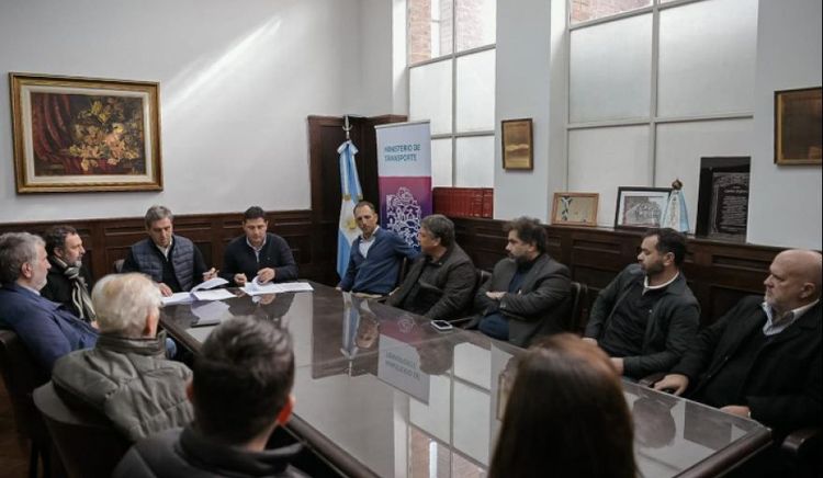 Lanzaron una prueba piloto para mejorar la logística y el transporte industrial