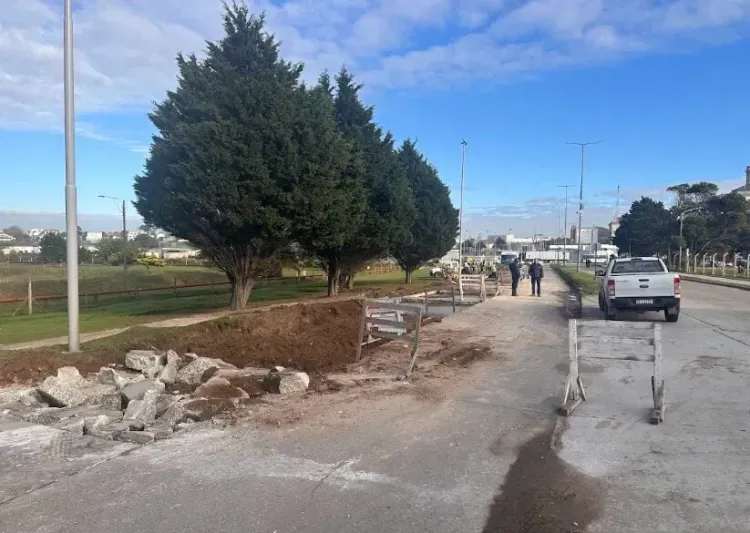 Comienza una nueva obra de pavimentación y bacheo en el Puerto de Mar del Plata