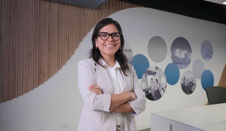 PERFILES: Karellys Aranda - Gerente de Administración y Finanzas - Trabajos Marítimos S. A.