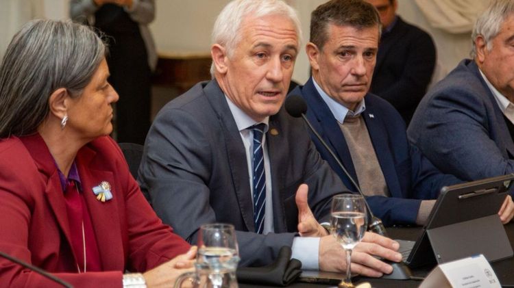 Santa Fe afianza el modelo que ordena el ingreso de camiones a los puertos y prepara su expansión