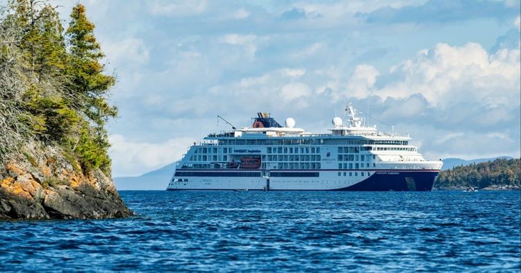 Imagen de portada - El Hanseatic nature cambia de rutas polares a rutas del Océano Índico en 2027/28