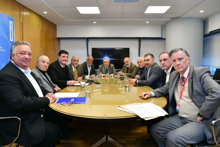 Se firmó la revisión paritaria mercantil