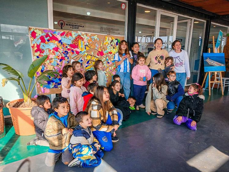 C.E.C. N° 803 disfrutaron de una jornada de arte, tecnología e identidad portuaria en el CIP