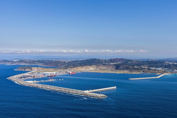 Imagen de portada - AP A Coruña and Puertos del Estado Agree on Credit Restructuring