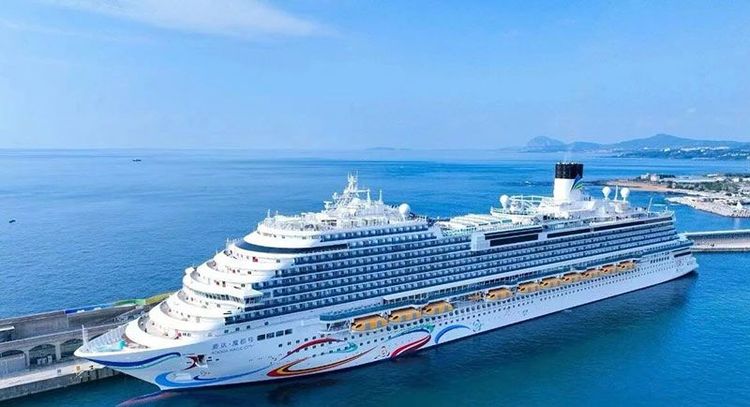 Imagen de portada - Adora Magic City Regresa a Puertos de Japón en el Programa de Verano de 2026