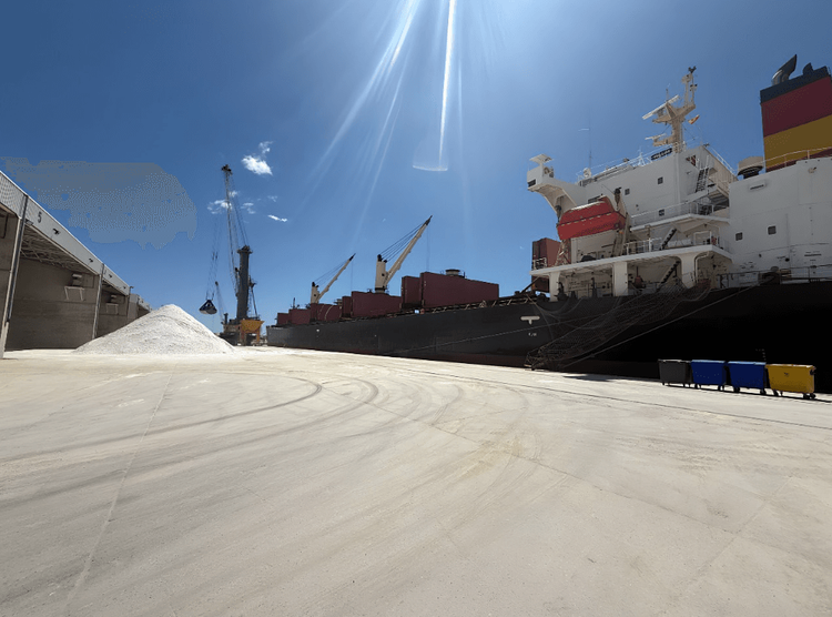 Imagen de portada - Agunsa Acquires 60% of Terminal Marítima del Grao in the Port of Castellón