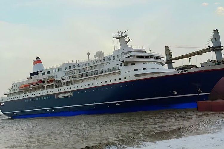 Imagen de portada - Antiguo Nippon Maru Desguazado en Astillero Indio Tras 36 Años de Carrera