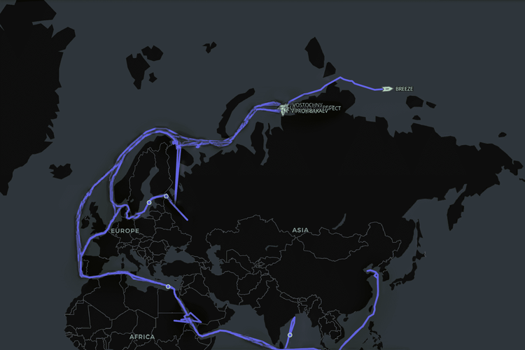 Imagen de portada - Arctic LNG 2 recibe el primer buque convencional mientras Rusia expande las exportaciones de petróleo por la RMN