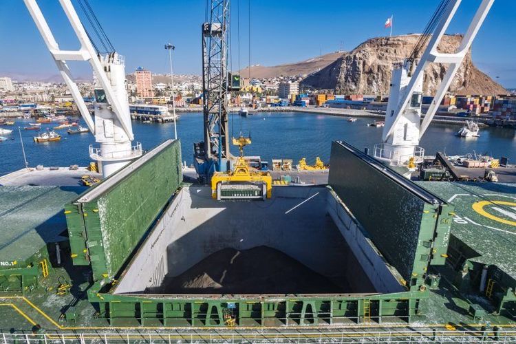 Imagen de portada - Arica Implements Rotainer Containers in First Mineral Shipment
