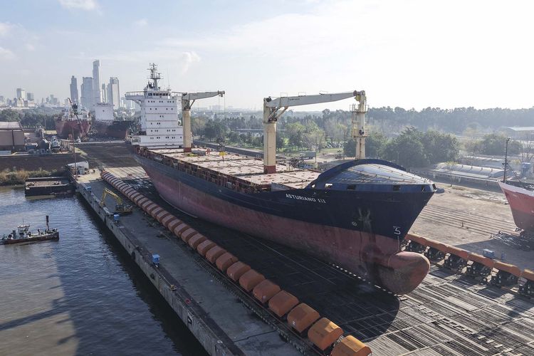 TANDANOR completó con éxito las tareas de reparación del buque portacontenedores ASTURIANO III