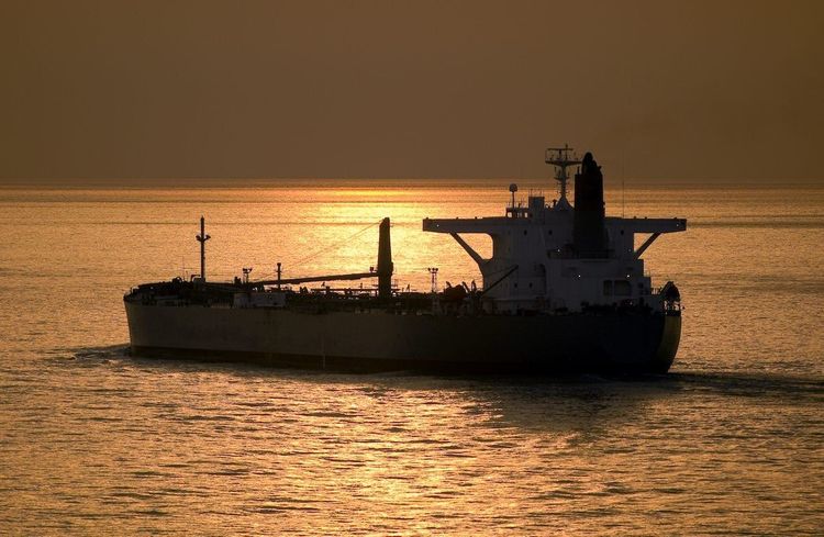 Imagen de portada - Ataques Hutíes Apuntan a Dos Petroleros Saudíes en el Bloqueo del Mar Rojo