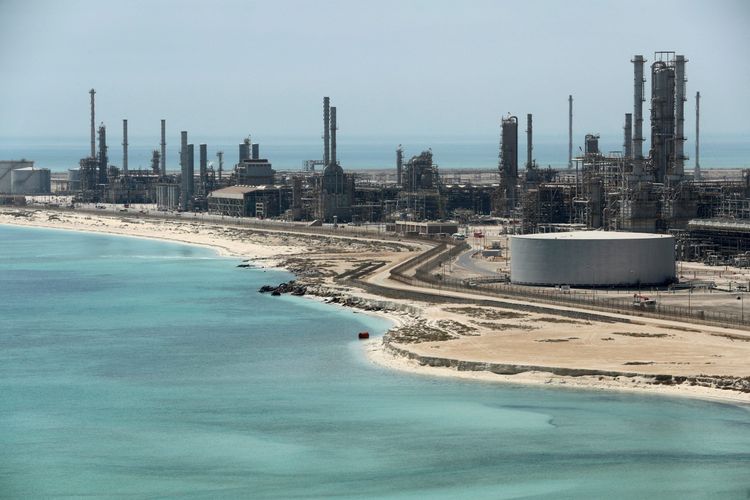 Imagen de portada - Aumentan las exportaciones de crudo saudí a medida que los puertos del Golfo Pérsico reanudan operaciones