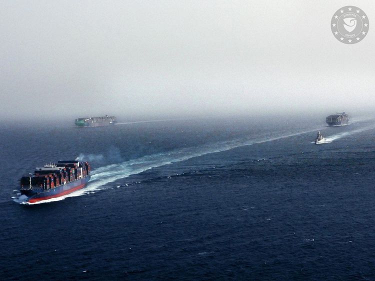 Imagen de portada - Buque de Carga se Hunde en el Mar Rojo Tras Ataque Cerca de Yemen