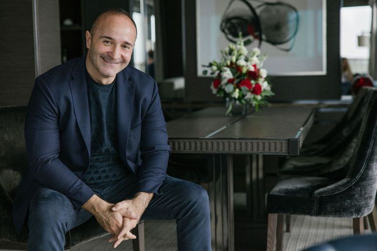 Imagen de portada - CEO de Ritz-Carlton Yacht: 'Estamos Creciendo y Ejecutando Según lo Planeado'