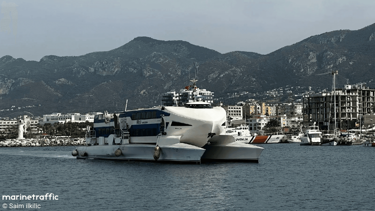 Imagen de portada - Catamarán de Alta Velocidad se Hunde Frente a Chipre: Ocho Muertos, 18 Desaparecidos