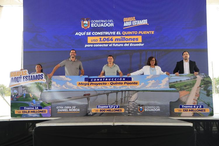 Imagen de portada - Construction of Guayaquil's Fifth Bridge Improves Port Logistics Connectivity
