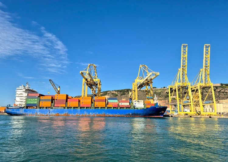 COPCI Reform Aims to Clear Over 12,000 Abandoned Containers in the Country's Ports