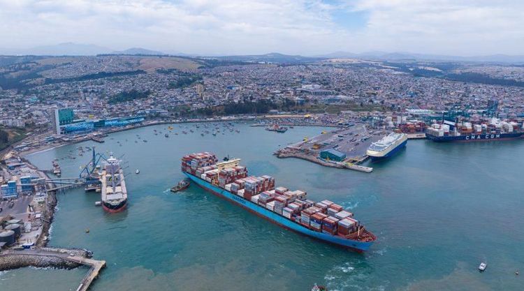 Imagen de portada - DP World Incorporates Electric Tractors to Modernize Operations in the Port of San Antonio
