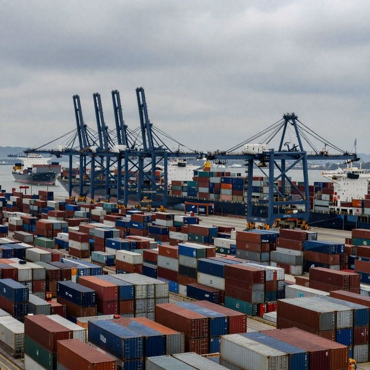 Imagen de portada - Desvío Temporal de Contenedores de Importación a la Terminal de Leget