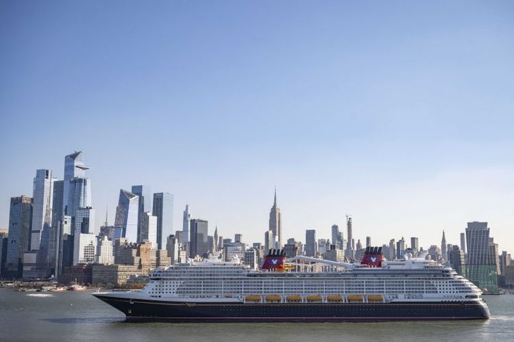 Imagen de portada - Disney Cruise Line amplía itinerarios 2027-28 con regreso a Nueva York y rutas por el Canal de Panamá