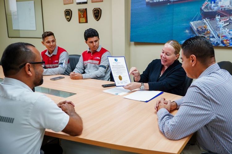 Imagen de portada - Ecuador: Manta Port Terminal (TPM) Obtains BASC Certification for Tenth Consecutive Year
