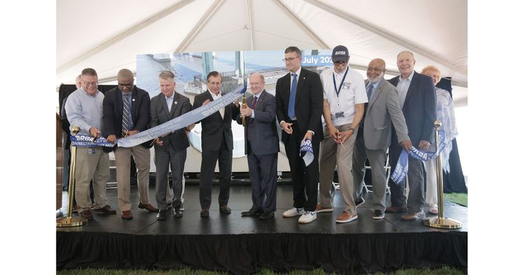 Imagen de portada - El Puente Conmemorativo de Delaware Completa un Sistema de Protección contra Colisiones de Barcos de $89 Millones