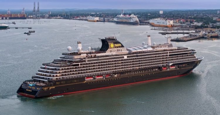 Imagen de portada - Explora III realiza su primera escala en Southampton en su debut en el norte de Europa