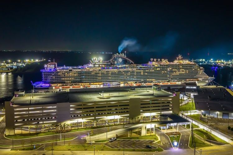 Imagen de portada - Fitch Mejora la Calificación de Bonos del Puerto de Galveston a A+ por el Crecimiento de Cruceros