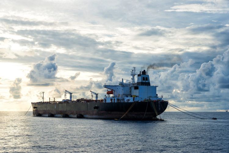 Imagen de portada - Hunter Group Reclama $55 Millones Adeudados en Disputa por Tarifas de Buques Tanque
