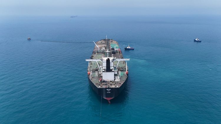 Imagen de portada - Irak exportó 10 millones de barriles de petróleo a través del Estrecho de Ormuz en abril