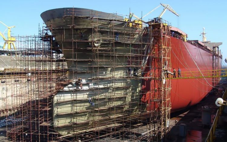 Imagen de portada - Jiangsu Jiuiling Delivers 1,510 TEU Hang Feng Vessel to Hong Kong Hanghu