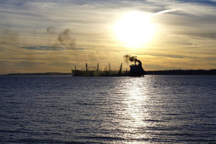 Imagen de portada - La Comisión Europea Ampliará el Plazo de Emisiones de CO2 y Aumentará los Permisos Gratuitos para la Industria