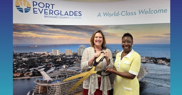 Imagen de portada - La directora de Port Everglades, Ellen Kennedy, se jubila después de 26 años