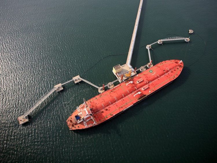 Imagen de portada - Las existencias mundiales de petróleo se desploman a un ritmo récord, advierte la AIE