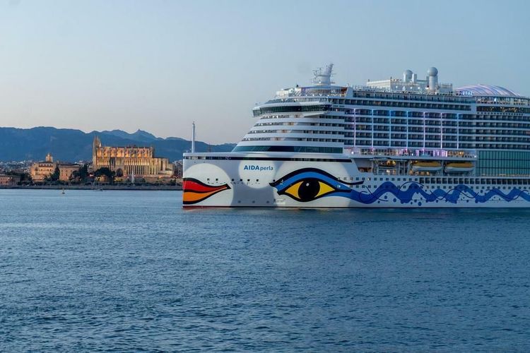 Imagen de portada - Líneas de Cruceros Cancelan Despliegues en el Golfo Arábigo para 2027-28