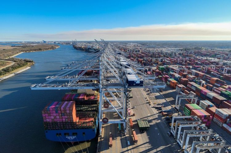 Imagen de portada - Los volúmenes de contenedores de los puertos de Georgia disminuyen mientras continúa el impulso de expansión de Savannah