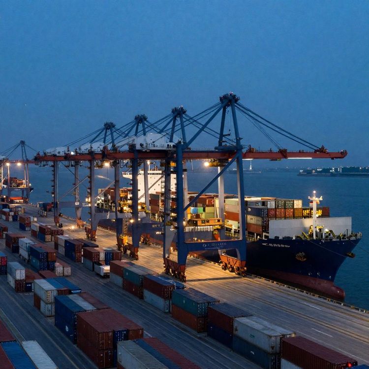 Imagen de portada - Maersk revisa los cargos por manipulación en terminal para rutas de Colombia a partir de octubre de 2026