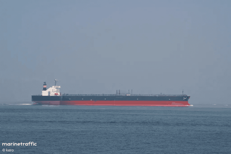 Imagen de portada - Militares de EE. UU. Inhabilitan al Buque Tanque Lavine por Intentar Romper el Bloqueo a Irán