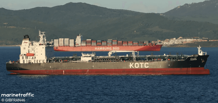Imagen de portada - Petrolero Kifan Atacado Frente a la Costa de Omán, Tripulación Evacuada de Forma Segura
