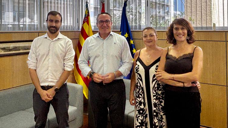 Imagen de portada - PortCastelló recibe premio a la Trayectoria en Comunicación 2026 de adComunica
